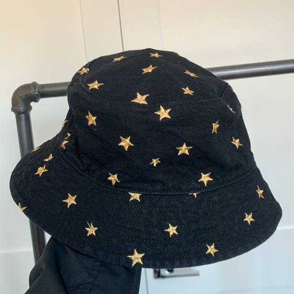 Urban Outfitters Accessories - Urban Outfitters Star Bucket Hat